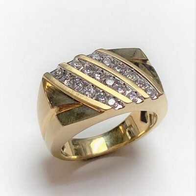 UB5818GKY - 14K Yellow Gold Gents Ring