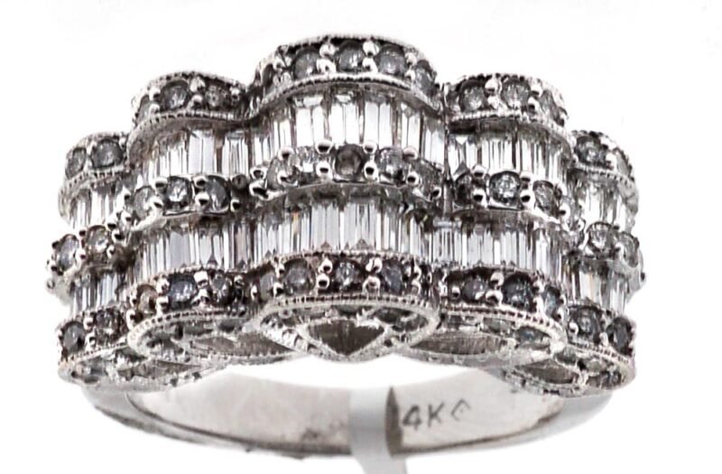 UB6095W - 14K White Gold Ring