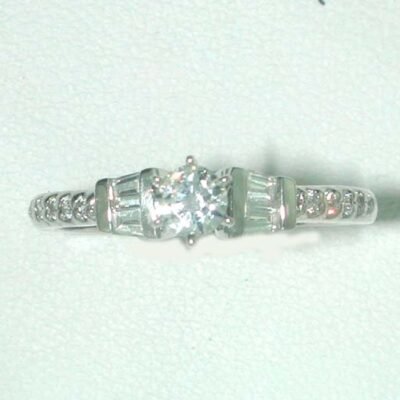 UB6506LSW77 - 14K White Gold Engagement Ring