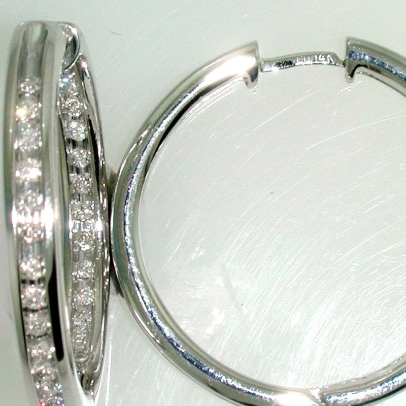 UB7028EW - 14K White Gold Hoop Earrings