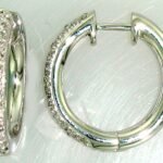 UB7191W - 14K White Gold Huggies Earring