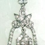 UB7239PW - 14K White Gold Pendant