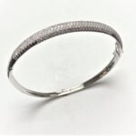 UB7413BGSW53 - 14K White Gold Bangle