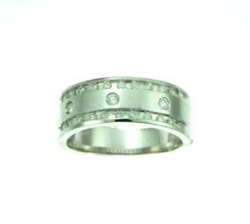 UB7448ABW - 14K White Gold Anniversary Ring