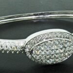 UB7493BGW-2 - 14K White Gold Bangle