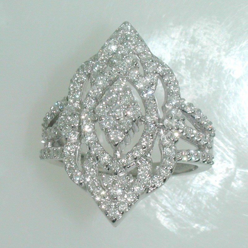 UB7517FRW - 14K White Gold Ring