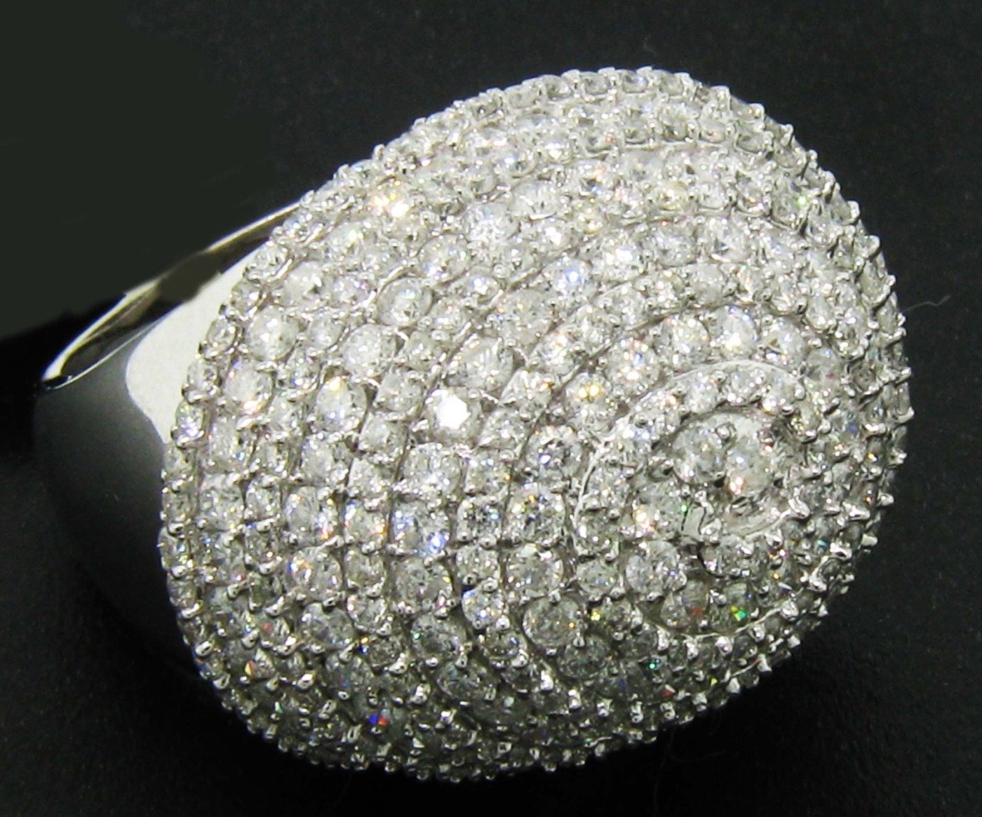 UB7534FRW-1 - 14K White Gold Ring