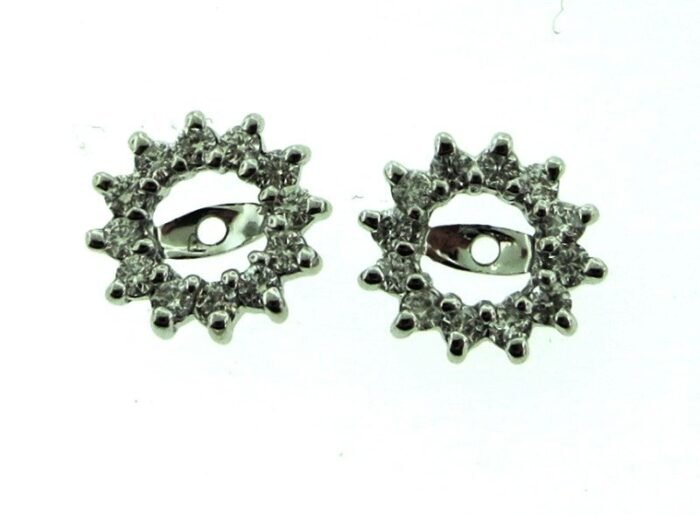 UB7627EJW - 14K White Gold Stud Earrings