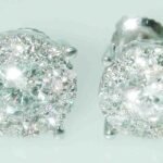 UB7663-5EW - 14K White Gold Stud Earrings