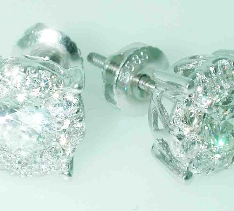 UB7663-5EW2 - 14K White Gold Stud Earrings