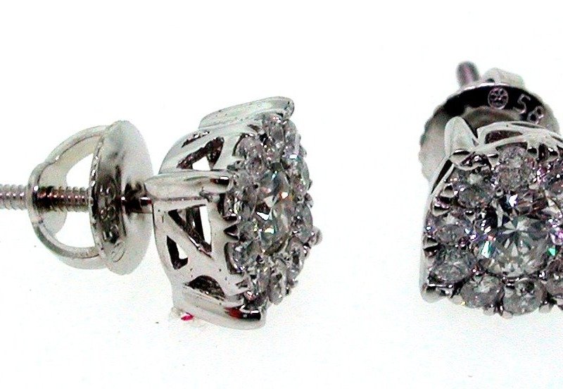 UB7663-9EW - 14K White Gold Stud Earrings