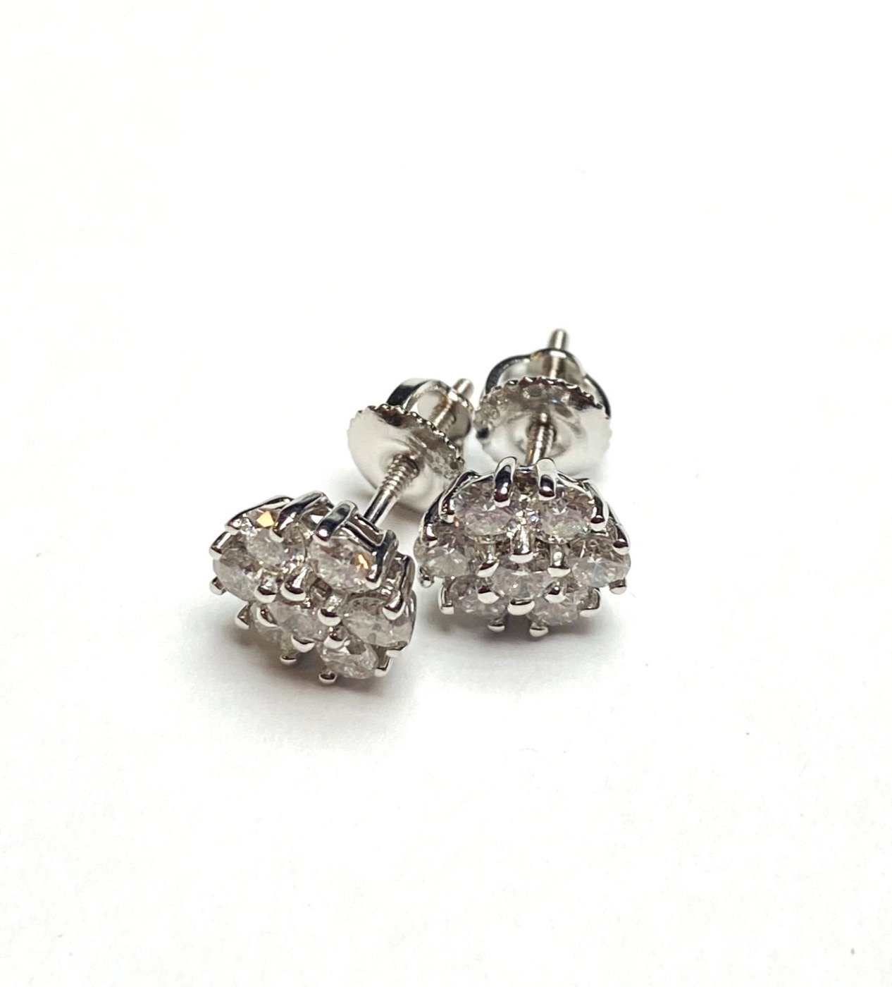 UB7713-8EW - 14K White Gold Stud Earrings