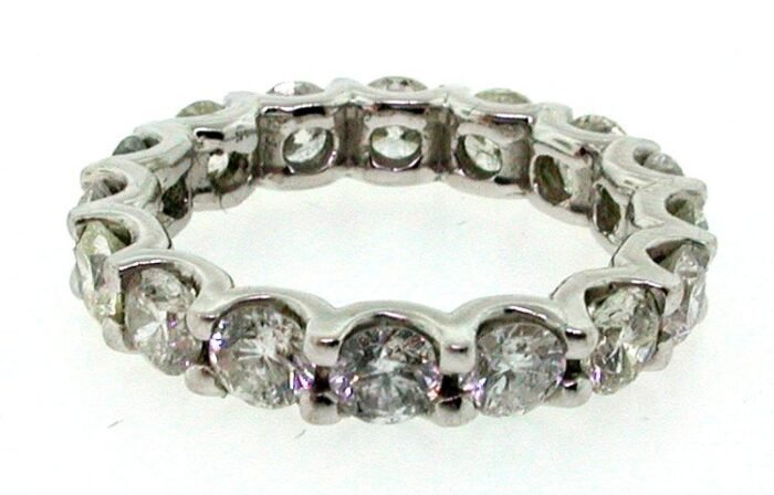 UB7714-3ETW - 14K White Gold Anniversary Ring