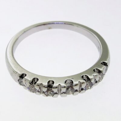 UB7715LLW - 14K White Gold Wedding Band