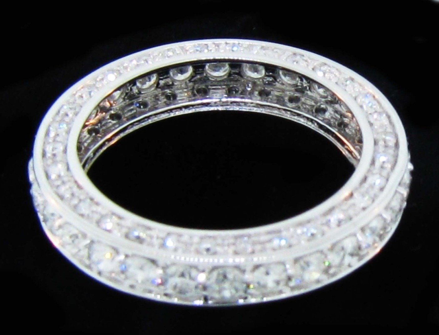 UB7762ETW - 14K White Gold Anniversary Ring