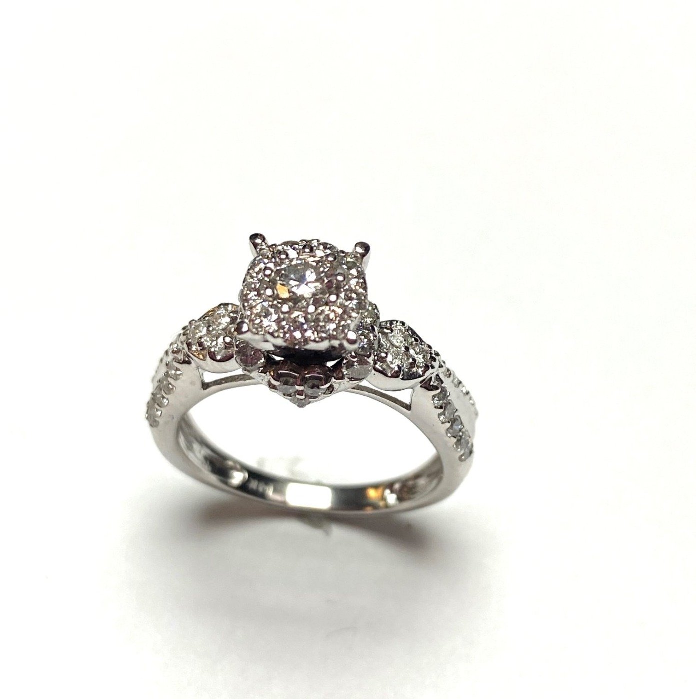 UB7924LSWBH - 14K  Engagement Ring