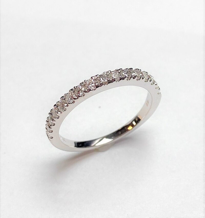 UB7927LHW - 14K  Wedding Band