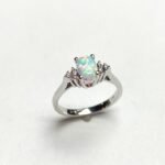 UB7996FWCROP - 14K White Gold Ring