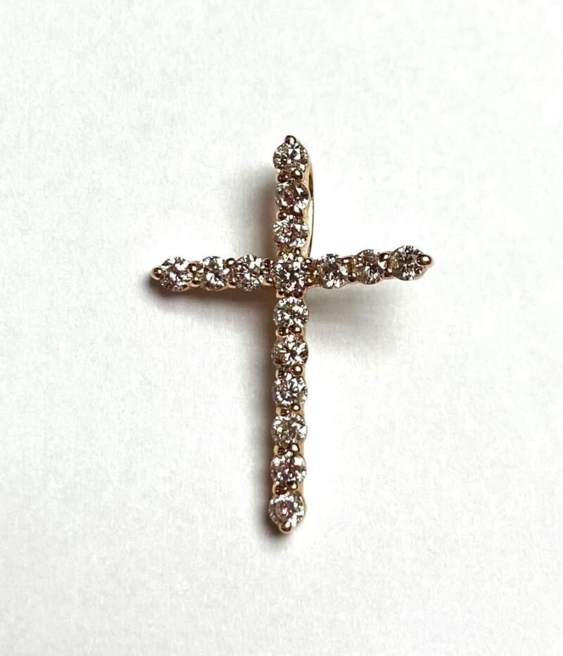 UB8089P14Y23 - 14K White Gold Cross Pendant
