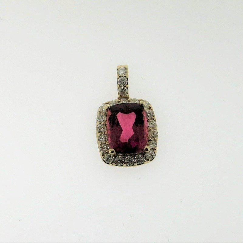 UB8366PYPTU - 14K Yellow Gold Pendant