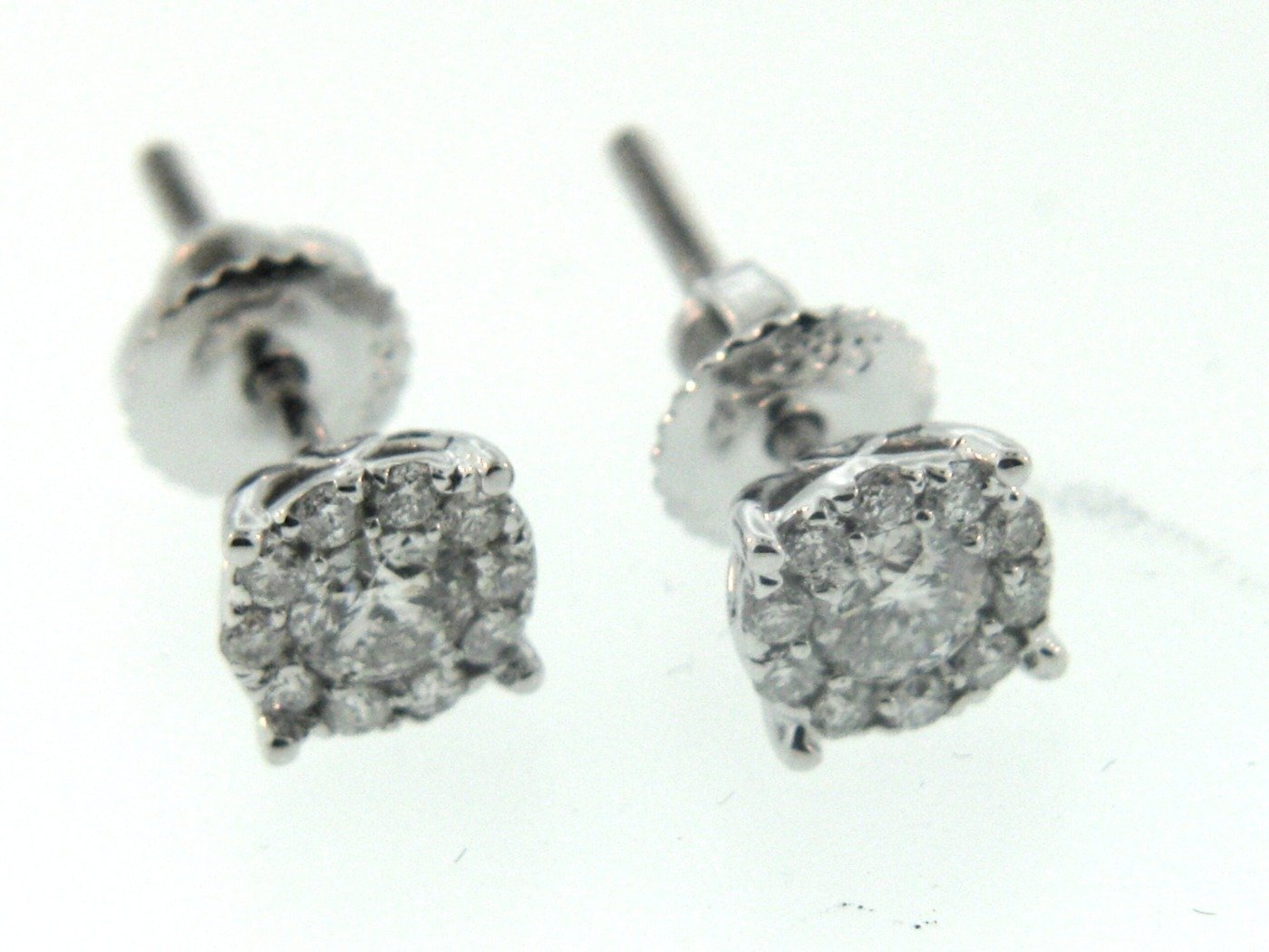 UB8472EW/MED -   Stud Earrings