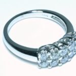 UB8564FW - 14K White Gold Ring