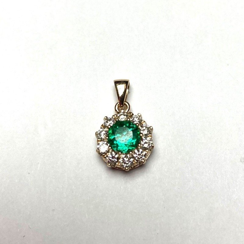 UB8925PYJEM - 14K White Gold Pendant