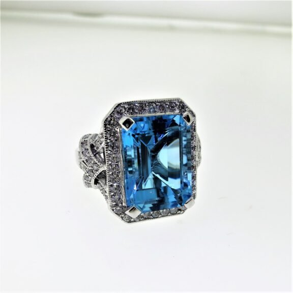 UB8986FWBT - 14K White Gold Colored Stone Ring