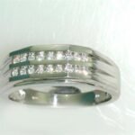 UB9343GW - 14K White Gold Gents Ring