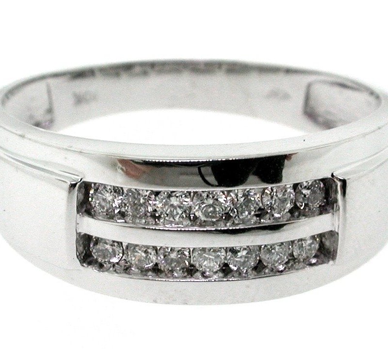 UB9506GW - 10K White Gold Gents Ring