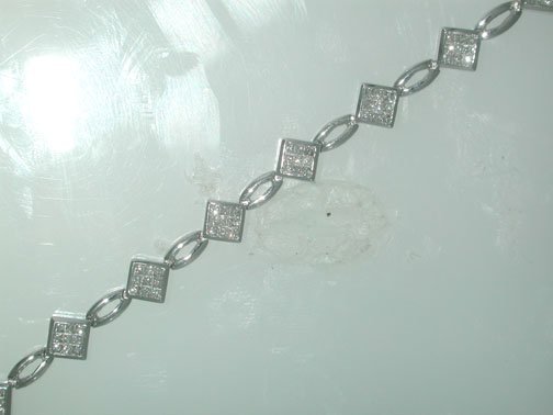 14K White Gold Bracelet