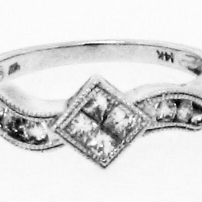 UBV0479FW - 14K White Gold Ring