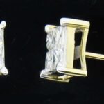 UBV1603EKY - 14K White Gold Stud Earrings