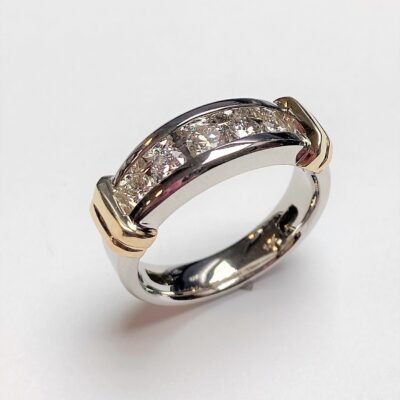 UBV5549G-10WY77 - 10K Two Tones Gold Gents Ring