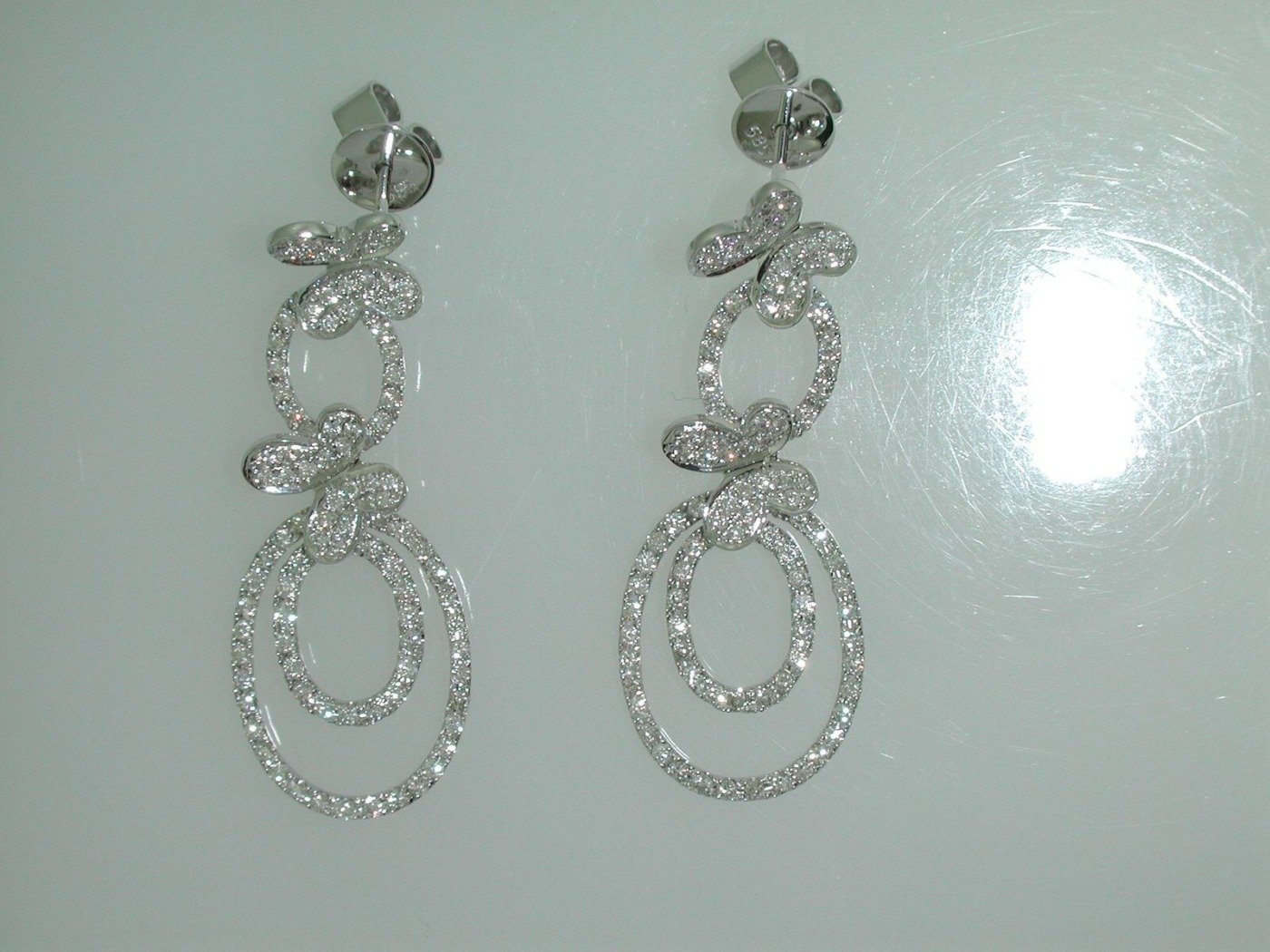 UEJ241W - 14K White Gold Dangle Earrings