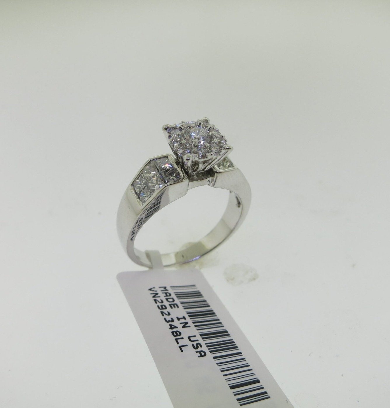 URJ1954LSWBH - 14K White Gold Semi Mount Ring