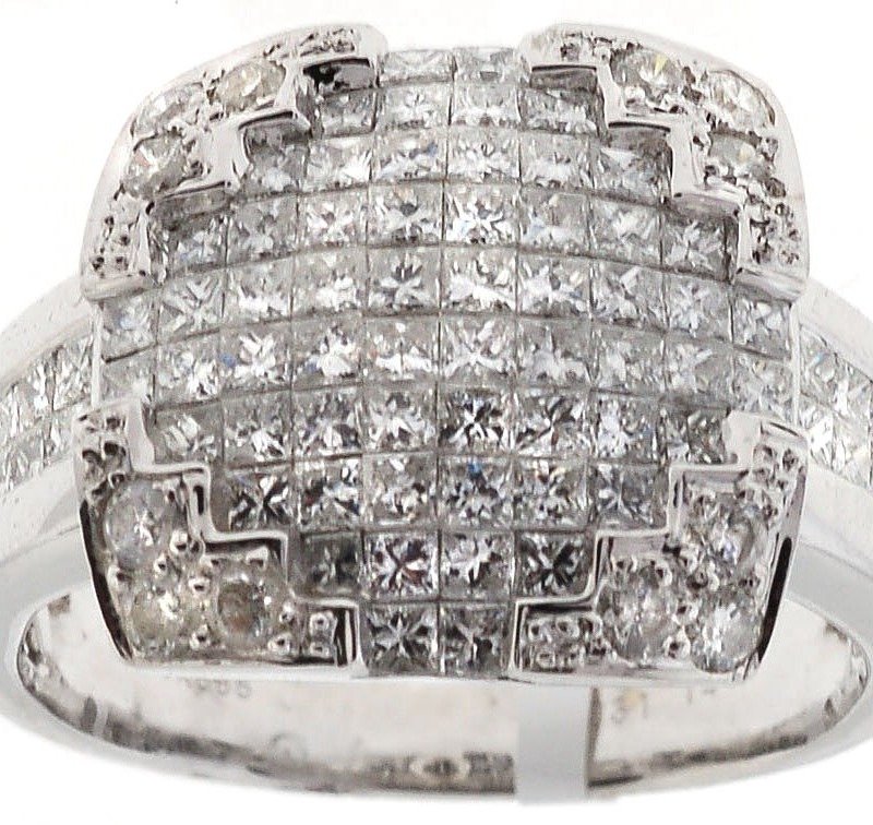 VRD265 - 14K White Gold Ring