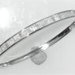 Y8BL011J/W - 14K White Gold Bangle