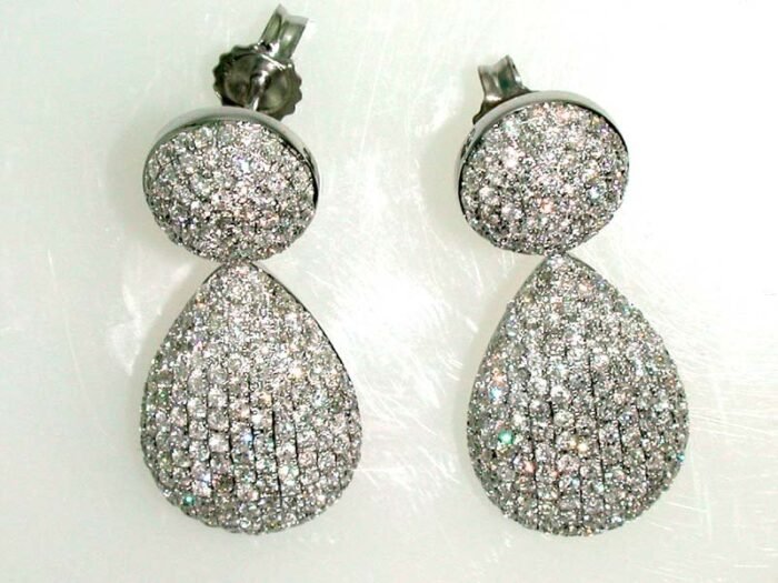 14K White Gold Earring