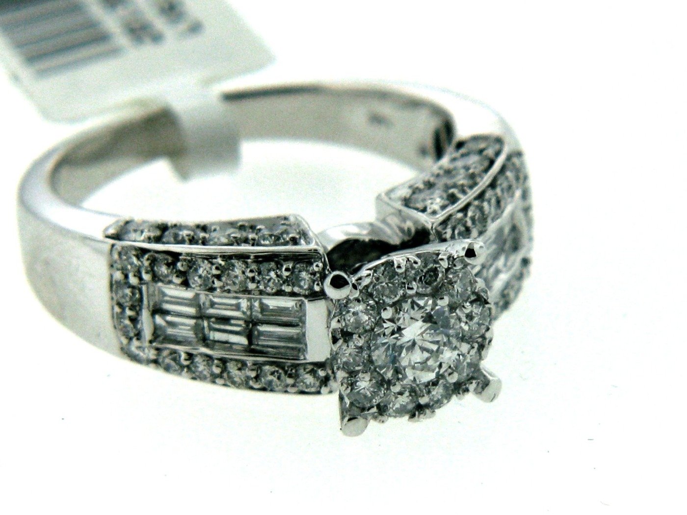 Y8RR1588LSW-1 - 14K White Gold Engagement Ring