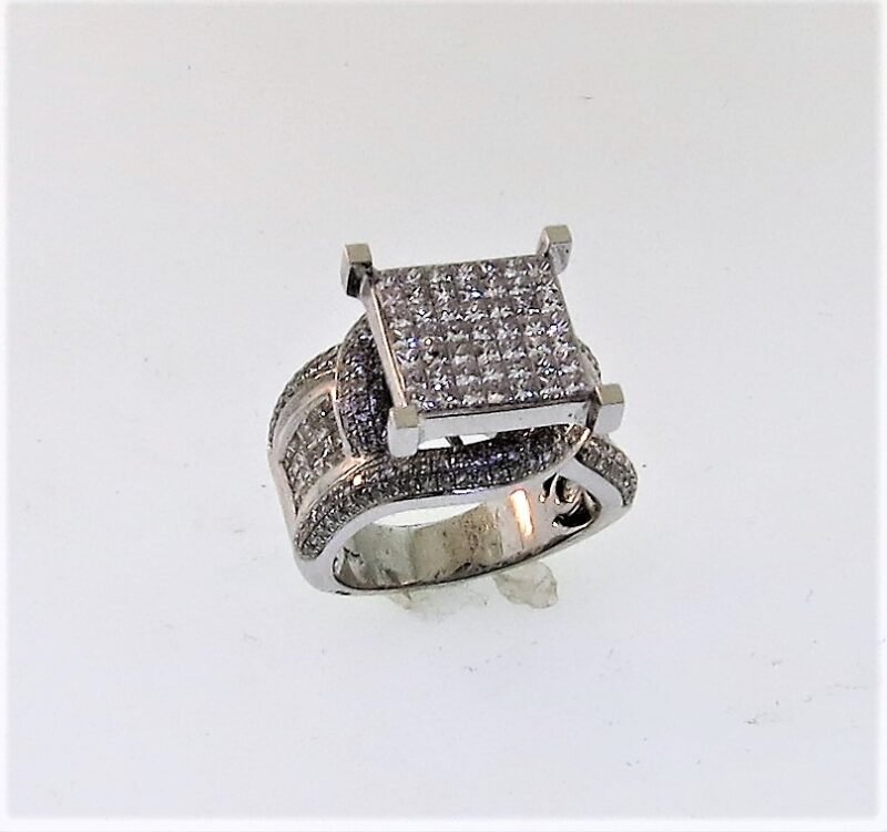 CO14KFRW350 - 14K White Gold Fashion Ring