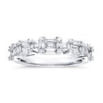 KR702815W -   Anniversary Ring