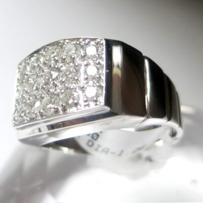 UB2518GW - 14K White Gold Gents Ring