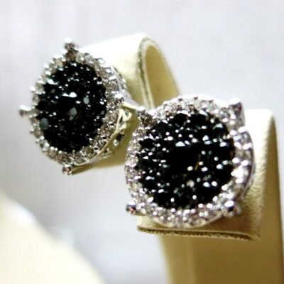 UB8772EW/WB - 14K White Gold Earrings