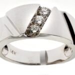 UB9204 - 14K White Gold Gents Ring