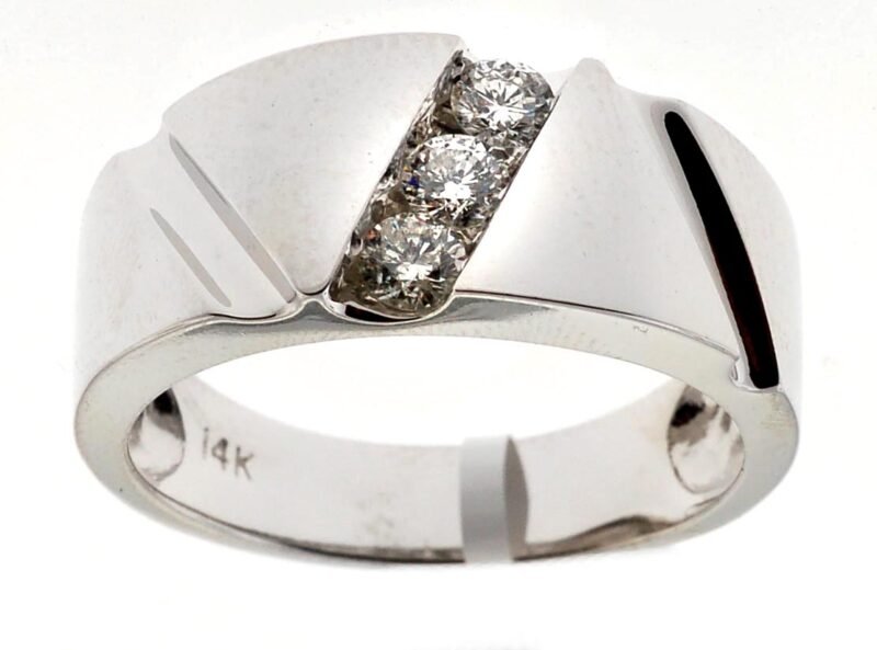 UB9204 - 14K White Gold Gents Ring