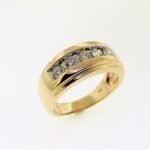 UB9737GKY53 -   Gents Ring