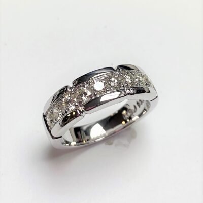 UB9761GKW23 -   Gents Ring