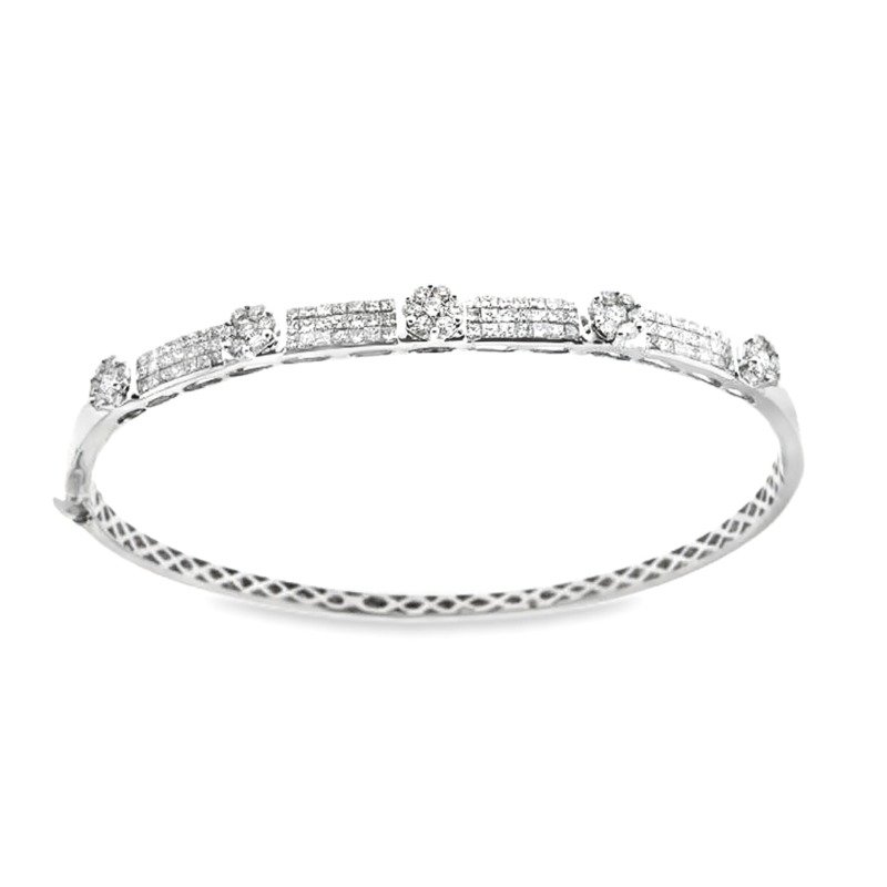 AD396 - 14K White Gold Bangle