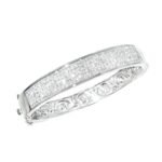 Y8BL84AV/W - 14K White Gold Bangle